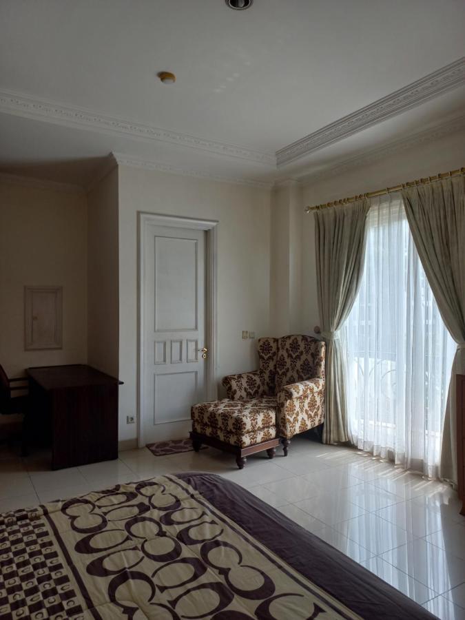 Margot Apartment Pondok Indah Jakarta Exterior photo